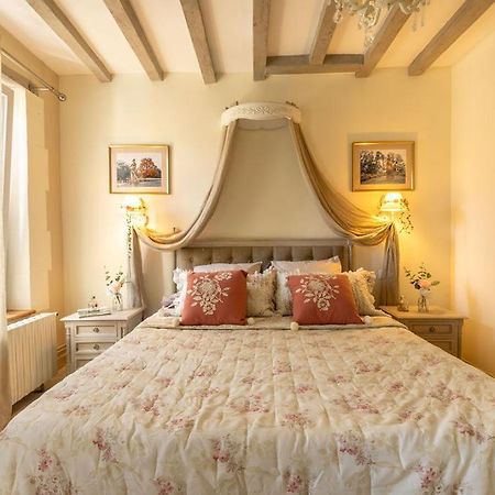 Le Clos Des Roses Chambres Et Tables D Hotes Meusnes Exterior foto